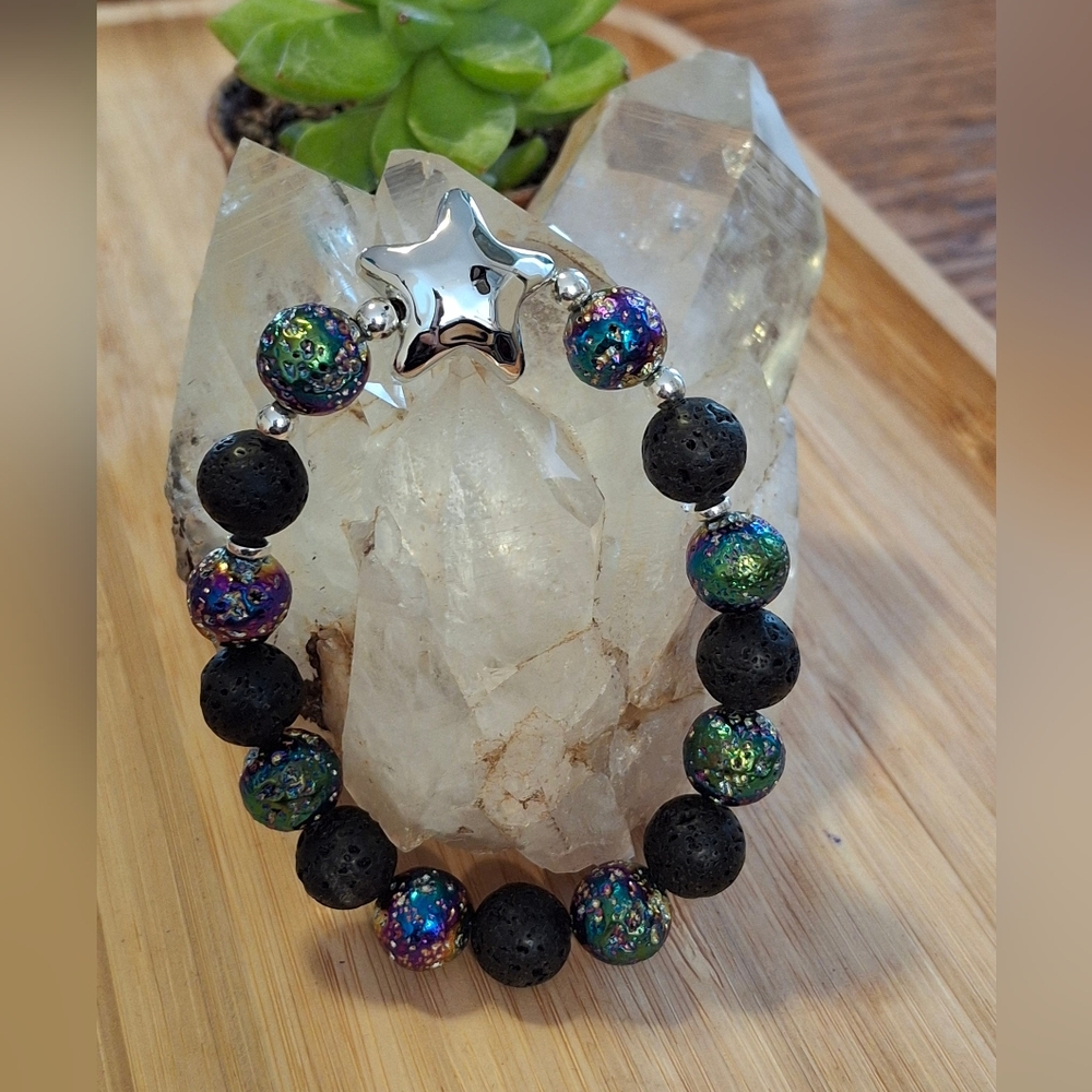 Galaxy Aura Lava Stone Star Stretch Bracelet (Gold And Silver)